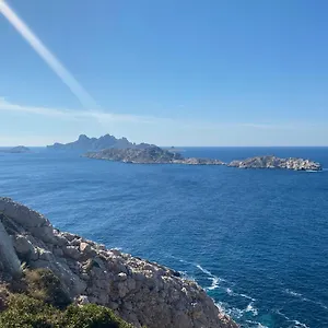 https://superbe-cocon-au-soleil-de-marseille.fr-provencehotel.com