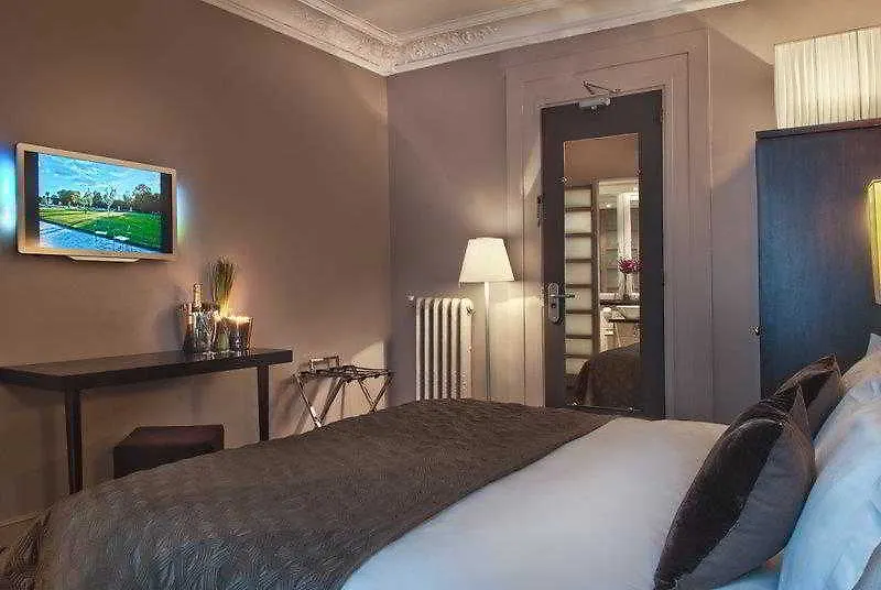 Hotel Elysees Paris